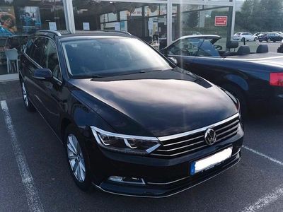 Gebraucht VW Passat Highline 179 PS (131 kW) 2018 Schwarz Kombi