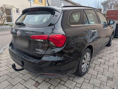 Second-hand Fiat Tipo Lounge 120 CP (88 kW) 2017 Negru Break
