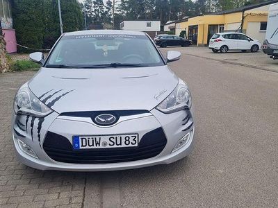 Gebraucht Hyundai Veloster 140 PS (102 kW) 2012 Silber Kleinwagen