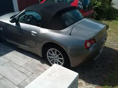 Gebraucht BMW Z4 170 PS (125 kW) 2005 Grau Cabrio