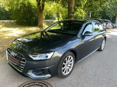 Gebraucht Audi A4 Advanced 163 PS (119 kW) 2023 Grau Kombi