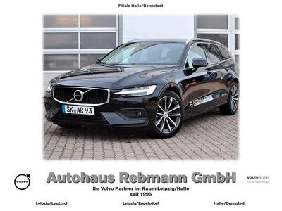 Gebraucht Volvo V60 Momentum 150 PS (110 kW) 2020 Schwarz metallic Kombi