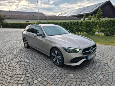 Gebraucht Mercedes C300 285 PS (209 kW) 2021 Silber Kombi