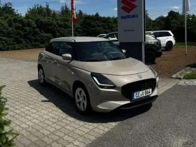 Gebraucht Suzuki Swift Comfort 83 PS (61 kW) 2025 Zyl Kleinwagen