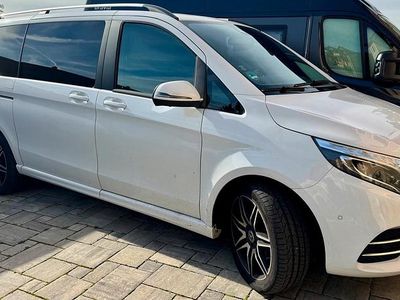 Gebraucht Mercedes V250 AMG line 190 PS (139 kW) 2018 Weiß Van / Kleinbus