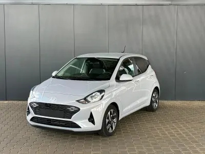 Gebraucht Hyundai i10 Comfort 63 PS (46 kW) 2025 Lumen grey Kleinwagen