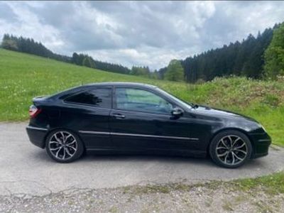 Mercedes 320