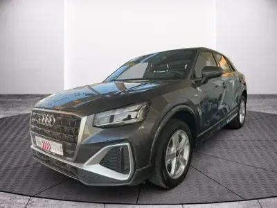 Neu Audi Q2 S-Line 150 PS (110 kW) 2025 Grau SUV