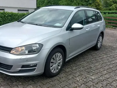 Gebraucht VW Golf VII 110 PS (80 kW) 2016 Silber Kombi
