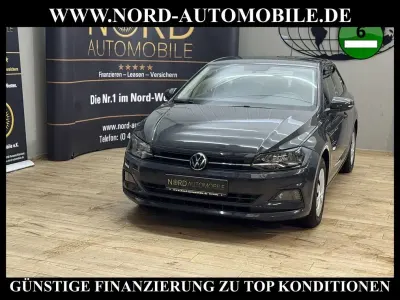 Używany VW Polo Comfortline 90 KM (66 kW) 2021 Szary Sedan/Limuzyna