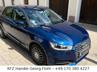 Gebraucht Audi A1 Sportback Basis 116 PS (85 kW) 2017 Blau Kleinwagen