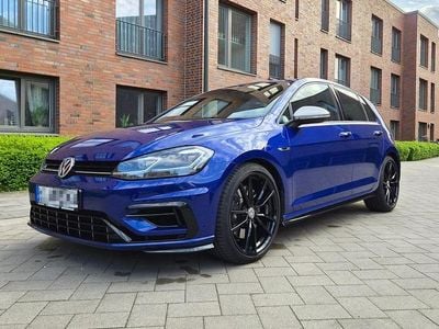 Second-hand VW Golf VII R 300 CP (220 kW) 2019 Albastru Berlinǎ