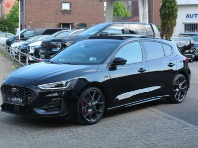 Gebraucht Ford Focus ST 280 PS (205 kW) 2024 Schwarz Limousine