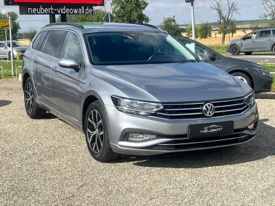 Gebraucht VW Passat Business 150 PS (110 kW) 2020 Grau Kombi