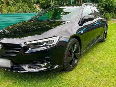 Gebraucht Opel Insignia Exklusiv 209 PS (153 kW) 2017 Schwarz Kombi