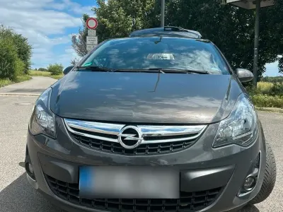 Gebraucht Opel Corsa Active 101 PS (74 kW) 2013 Grau Kleinwagen