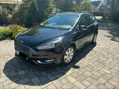 Usata Ford Focus Titanium 125 CV (91 kW) 2015 Nero Station wagon