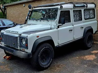 Gebraucht Land Rover Defender 122 PS (89 kW) 2007 Weiß SUV