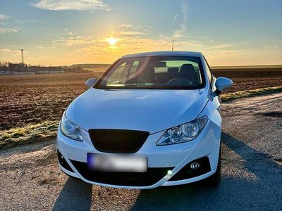Begagnad Seat Ibiza Copa 86 HK (63 kW) 2012 Vit Halvkombi