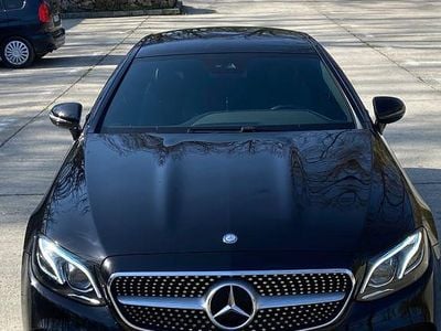 Używany Mercedes E220