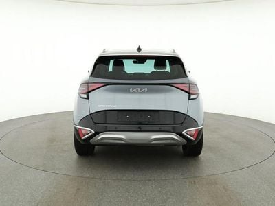 Lunar silver metallic Gebraucht 2022 Kia Sportage Spirit SUV | 25.475 € (Superpreis)