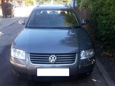 Usata VW Passat Highline 222 CV (163 kW) 2004 Grigio Station wagon