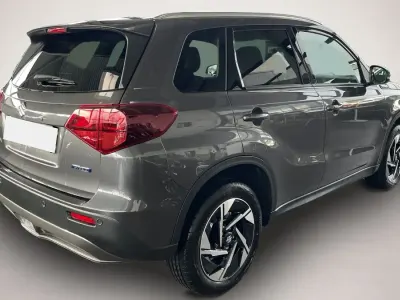 Gebraucht Suzuki Vitara Comfort+ 110 PS (80 kW) 2025 Grau SUV