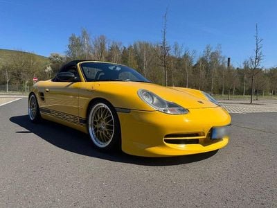 Second-hand Porsche Boxster 260 CP (191 kW) 2000 Galben Cabrio