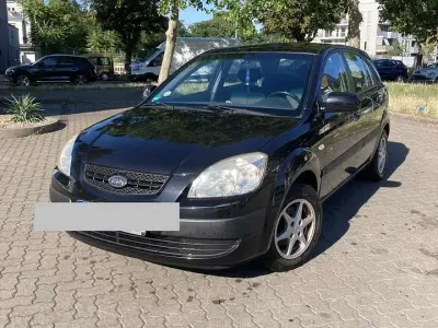 Gebraucht Kia Rio EX 97 PS (71 kW) 2007 Schwarz Limousine