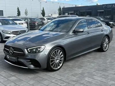 Gebraucht Mercedes E200 AMG line 197 PS (144 kW) 2021 Selenitgrau Limousine