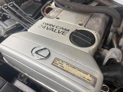 Silber Gebraucht 1996 Lexus GS300 Limousine | 6.500 €