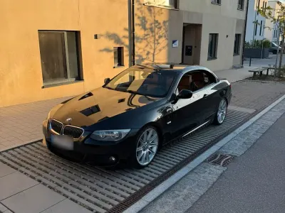 Gebraucht BMW 320 Cabriolet M Sport 184 PS (135 kW) 2012 Schwarz Cabrio