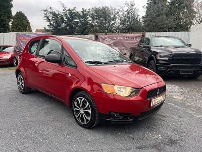 Gebraucht Mitsubishi Colt Inform 75 PS (55 kW) 2011 Rot Kleinwagen