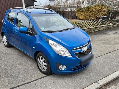 Gebraucht Chevrolet Spark 82 PS (60 kW) 2012 Blau Kleinwagen