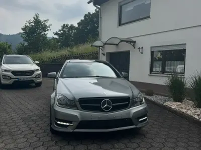 Gebraucht Mercedes C220 AMG line 170 PS (125 kW) 2015 Coupé