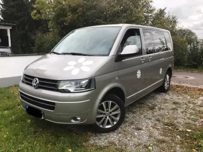 Gebraucht VW Multivan 180 PS (132 kW) 2014 Gold Van / Kleinbus