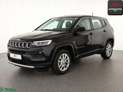 Gebraucht Jeep Compass Altitude 131 PS (96 kW) 2025 Grau SUV
