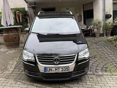 Gebraucht VW Touran Highline 140 PS (102 kW) 2010 Schwarz Van / Kleinbus