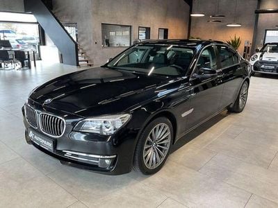 Gebraucht BMW 740 Comfort Edition 328 PS (241 kW) 2013 Schwarz Limousine
