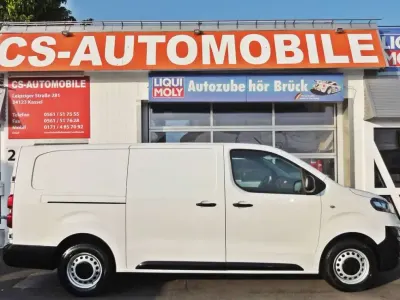 Gebraucht Opel Vivaro-e Combi 122 PS (89 kW) 2022 Weiß Van / Kleinbus