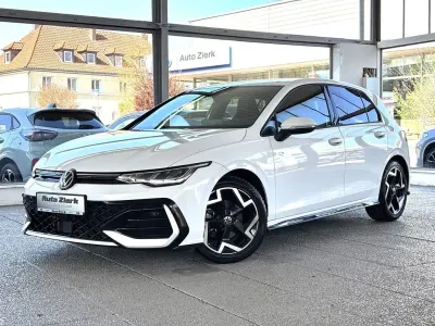 Gebraucht VW Golf VIII R-line 150 PS (110 kW) 2025 Weiss Limousine