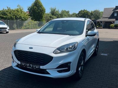 Weiß Gebraucht 2022 Ford Kuga ST-Line X SUV | 23.990 € (Fairer Preis)