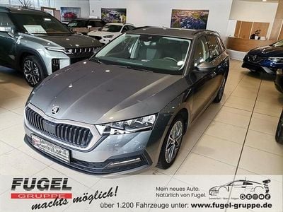 Graphitegrau metallic Gebraucht 2022 Skoda Octavia Tour Kombi | 19.899 € (Guter Preis)