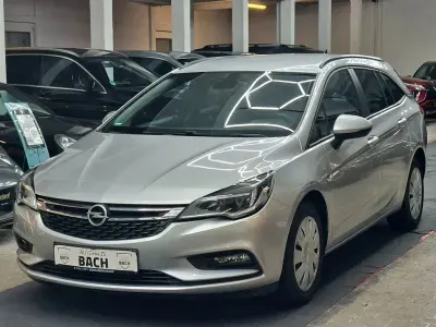 Gebraucht Opel Astra Edition 105 PS (77 kW) 2019 Silber Kombi