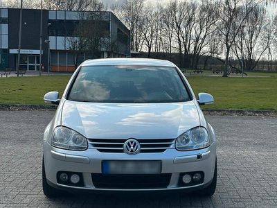 Second-hand VW Golf VI 140 CP (102 kW) 2008 Argintiu Hatchback