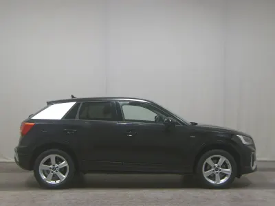 Gebraucht Audi Q2 S-Line 116 PS (85 kW) 2025 Schwarz SUV
