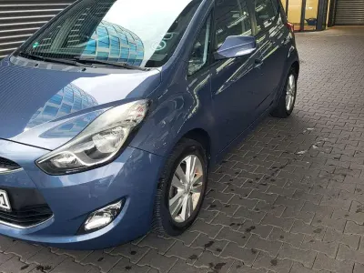 Gebraucht Hyundai ix20 Edition 90 PS (66 kW) 2014 Blau Kleinwagen