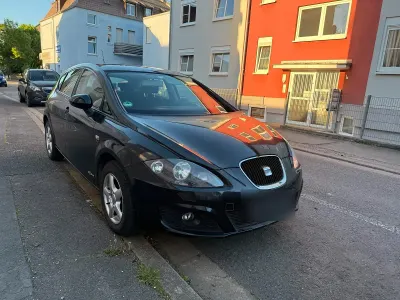Usata Seat Leon Copa 105 CV (77 kW) 2011 Nero Utilitaria
