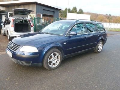 Gebraucht VW Passat Family 102 PS (75 kW) 2003 Blau Kombi