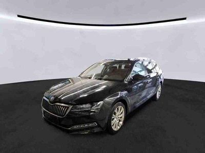 Gebraucht Skoda Superb Style 150 PS (110 kW) 2023 Blackmagic perleffekt Kombi